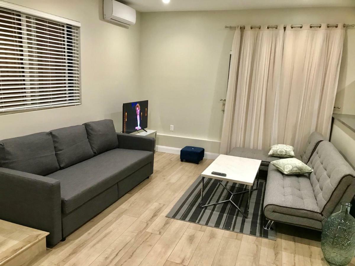 11642 Gothic Avenue Daire Los Angeles Dış mekan fotoğraf